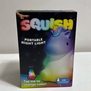 SQUISH PORTABLE NIGHT LIGHT UNI